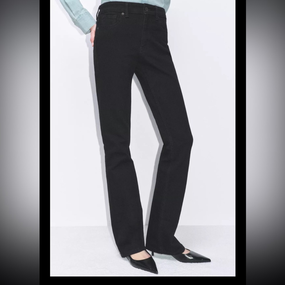 Zara High Rise Bootcut Jeans - Picture 2 of 3